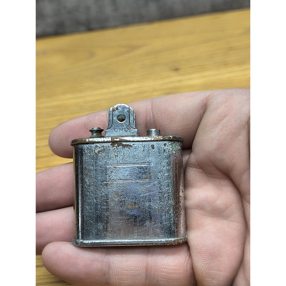 Vintage C.M.C. Silver Super-Lighter Cigarette Lighter - Picture 1 of 4